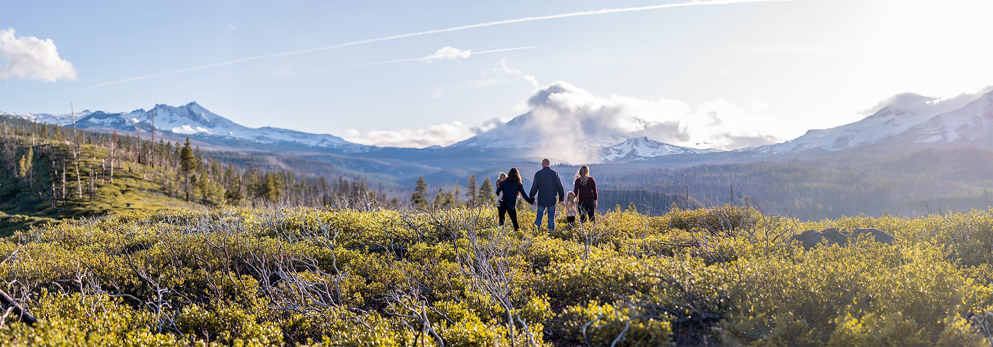 Top 5 locations for scenic family portrait in Bend Oregon