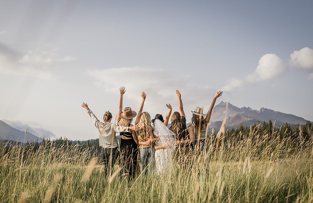 Bend Oregon Bachelorette planning and photography
