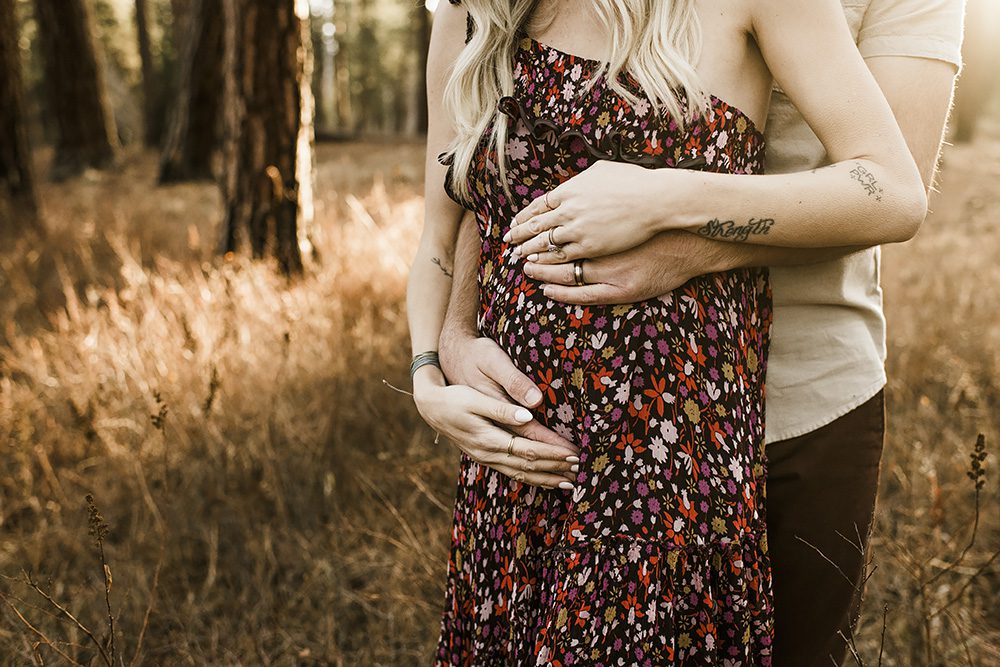 Bend Oregon maternity photography