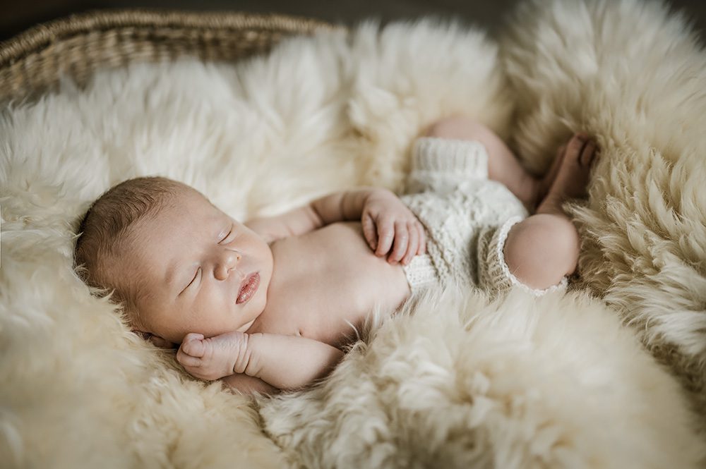 Bend Oregon newborn portrait photographer