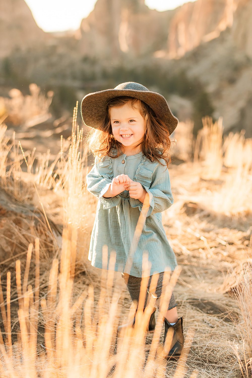 Summer family photos at Smith Rock