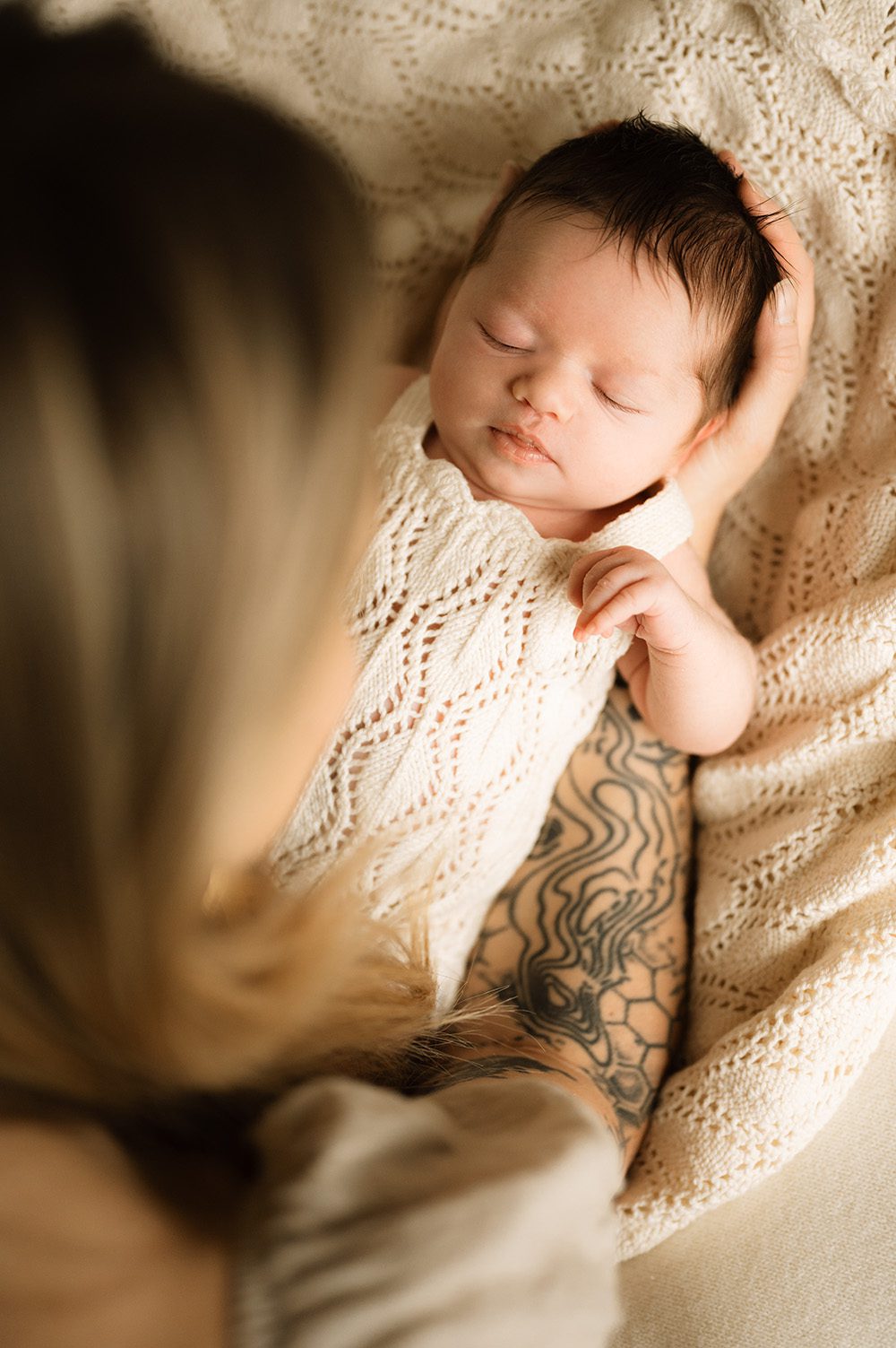 Natural newborn photos studio bend oregon lifestyle