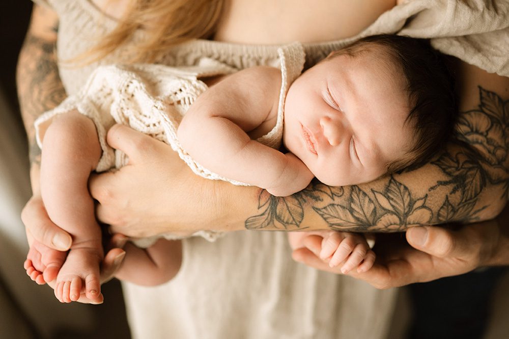 Bend oregon newborn photography studio